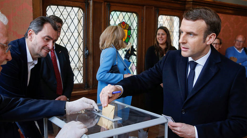 En Francia celebran segunda vuelta de elecciones regionales en un proceso  marcado por la abstención