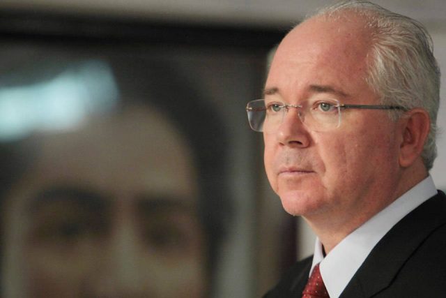 Tribunal 22º de Caracas mantiene juicio contra Rafael Ramírez por corrupción