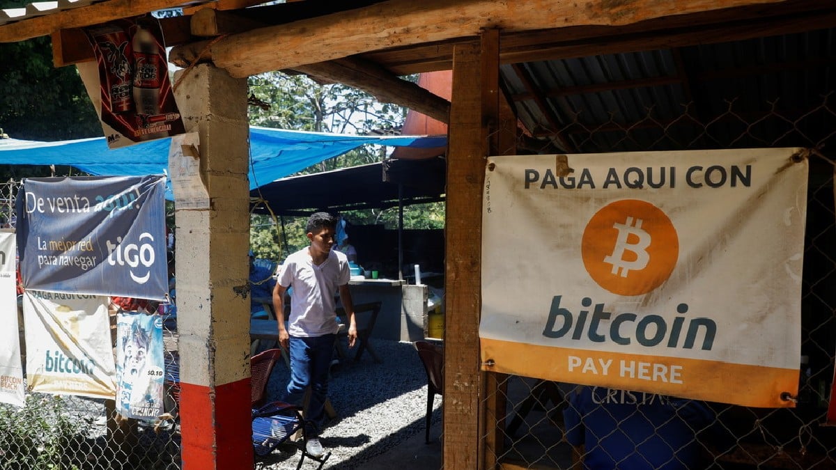 Presidente de El Salvador anuncia nueva compra de 150 bitcoins