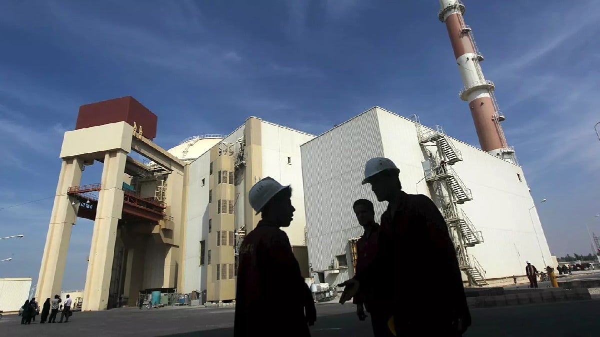 Irán asegura fallo técnico en el apagón de la central nuclear de Bushehr