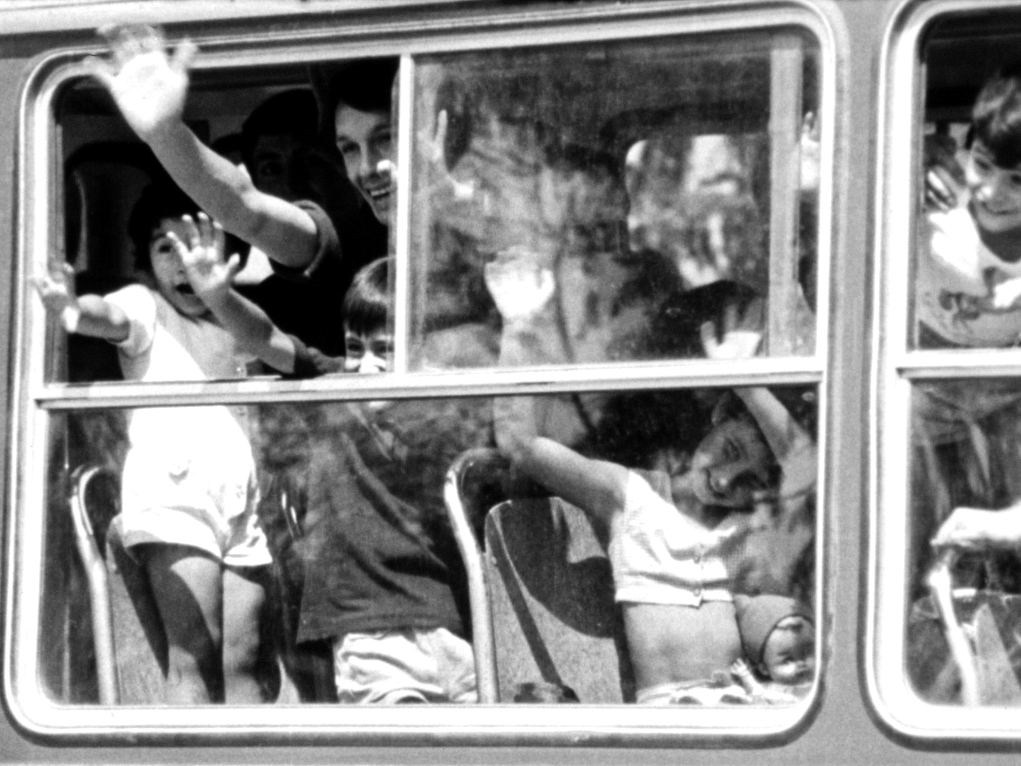 El regreso de «Un Verano Feliz», la película sobre los balnearios populares durante el gobierno de Allende