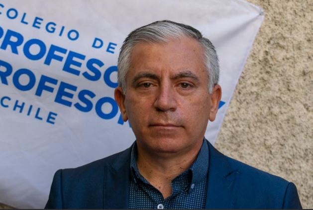 Presidente del Colegio de Profesores: «El gobierno no ha dado garantías para que el retorno a las salas de clases sea seguro»