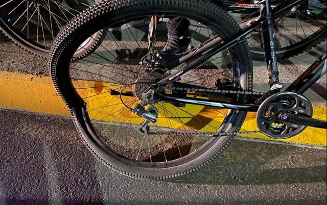 Denuncian que Carabineros abandonó cicletada familiar en Valparaíso sin prestar ayuda tras atropello de automovilista bajo efectos del alcohol