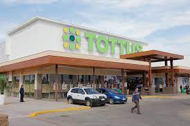 (Video) Indignación ciudadana ante agresión a joven con discapacidad en supermercado Tottus Chile