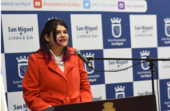 Erika Martínez asume como primera alcaldesa electa en los 124 años de San Miguel