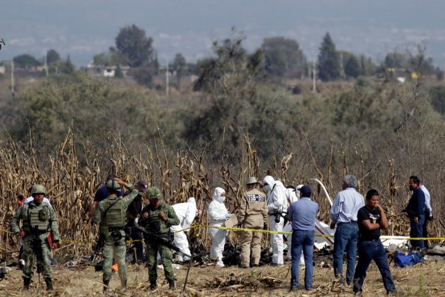 Familiares de mecánico detenido por helicopterazo de los Moreno Valle piden intervención federal
