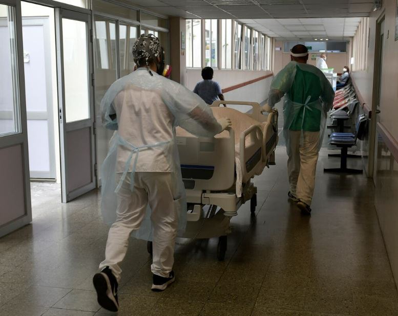 Fenats criticó cambios al plan Paso a Paso: Llegarán muchos más contagiados a los hospitales donde tenemos personal que está agotado física y psicológicamente