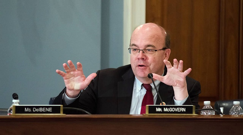 “Es hora de corregir el rumbo de la política de EE. UU.»: congresista McGovern pide a Biden levantar bloqueo contra Venezuela