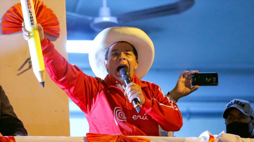 Con 100 % de las actas electorales procesadas, Castillo queda en primer lugar en Perú