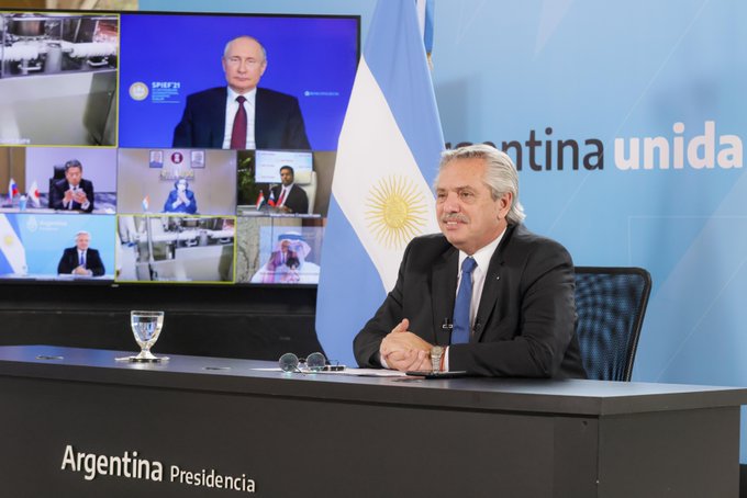 Putin y Fernández oficializan inicio de producción de la vacuna Sputnik V en Argentina