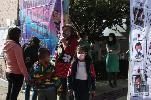 Con 1600 contagios, 14 niños hospitalizados y un intubado, SEP anuncia  regreso a clases semipresenciales para  30 de agosto
