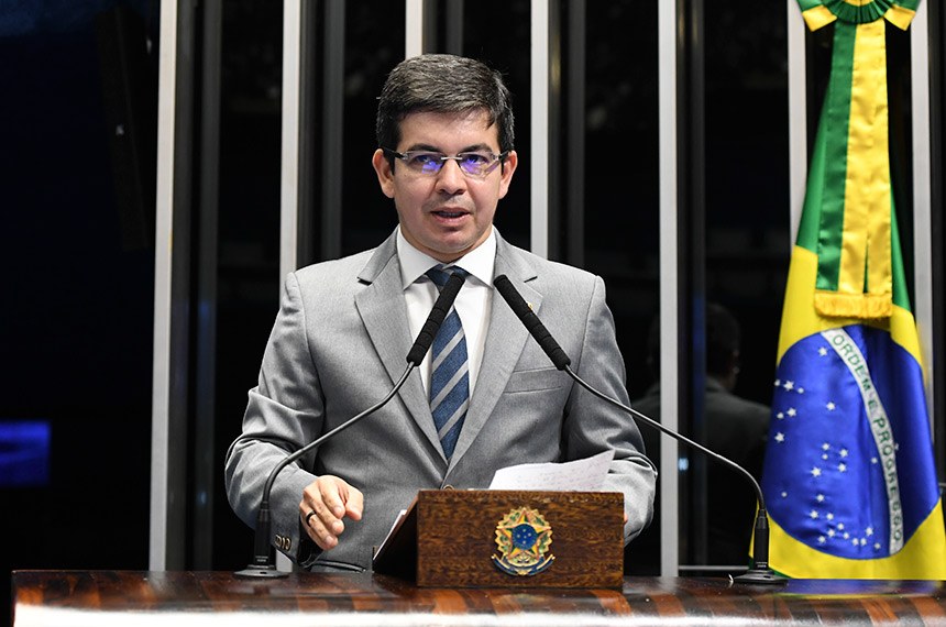 Senadores notificaron al Supremo de Brasil para que autorice investigación contra Bolsonaro