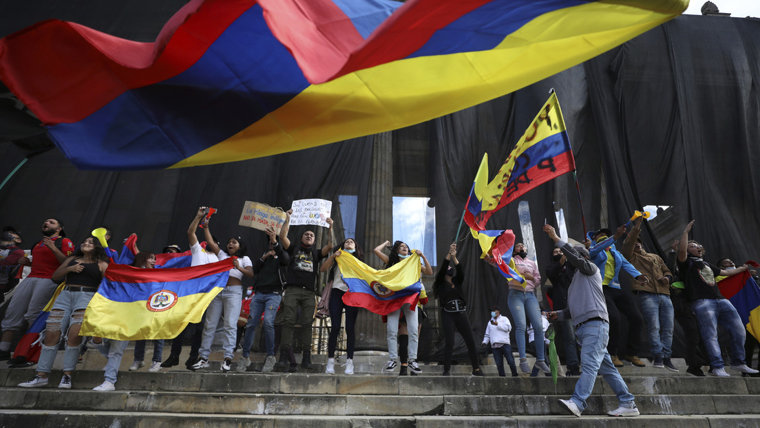 Colombia conmemora su independencia bajo fuerte presencia policial a la espera de una nueva jornada de manifestaciones