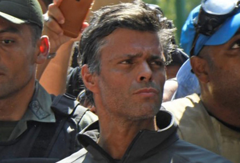 Leopoldo-López-02-05