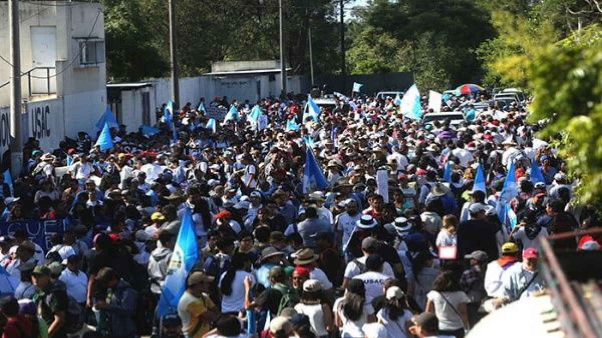 Pueblo de Guatemala se moviliza en rechazo al presidente Giammattei