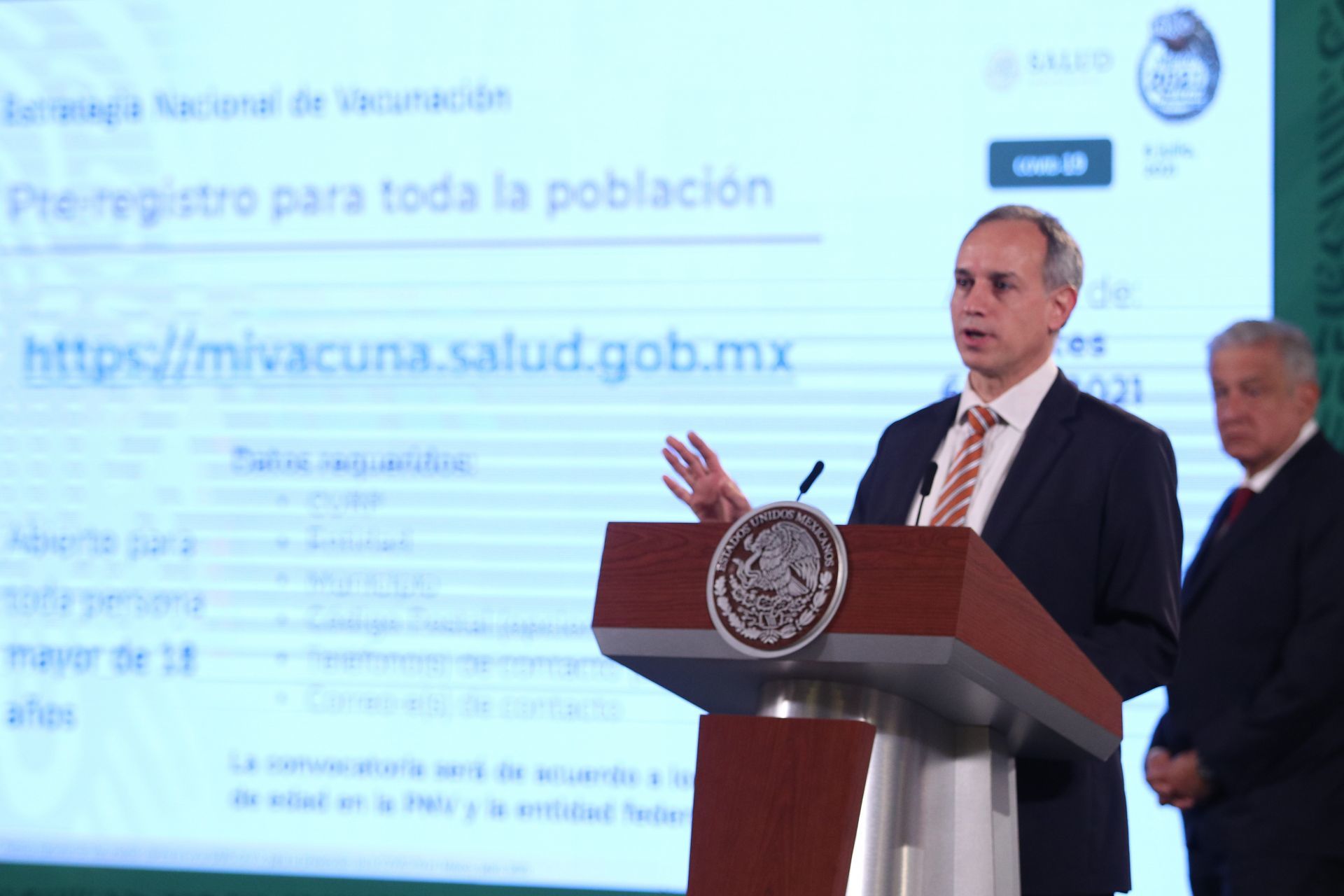 México está en tercer repunte de contagios por coronavirus