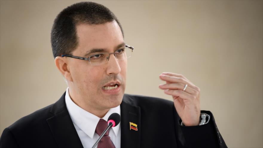 «No sea tan cínico»: Venezuela responde tras solicitud de Duque a EE. UU.