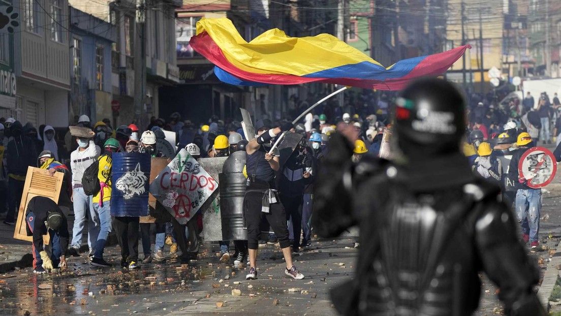 Encuentran sin vida a dos desaparecidos durante protestas en Colombia