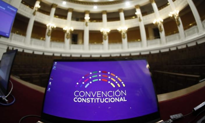 Racismo en la Convención ¿Parte de una acción saboteadora de la extrema derecha al proceso constituyente?