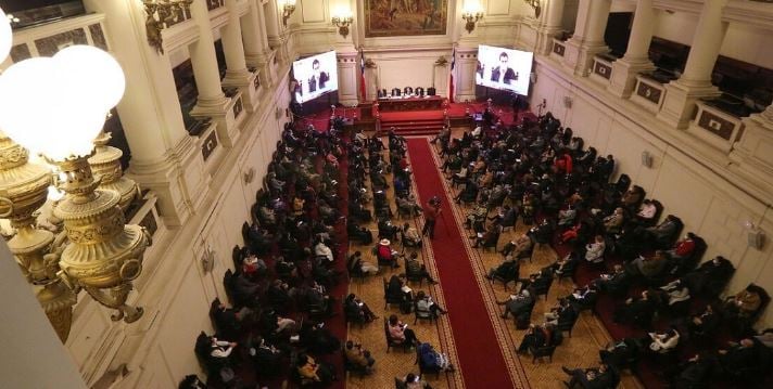 Moción contra abstencionismo en la Convención: ajustado triunfo democrático de independientes y derrota de la Derecha, Frente Amplio, Squella y Harboe