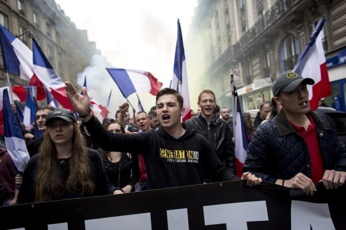 La derechización de la sociedad francesa
