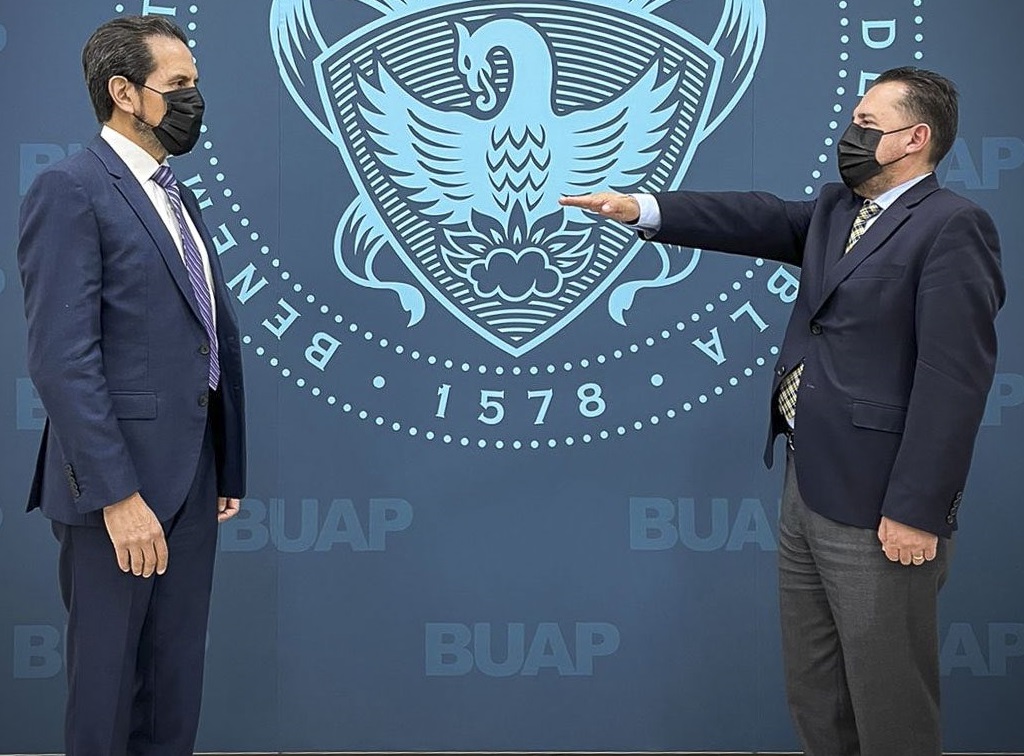 Nombra Esparza a José Carlos Bernal nuevo secretario General de la BUAP; organizará las elecciones
