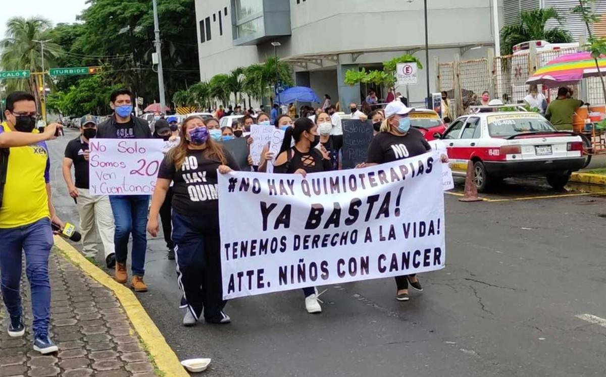 El Ciudadano | "No hay quimios", claman padres de niños con cáncer en Veracruz; en Puebla cierran bulevar del Niño Poblano - Vimarsana News