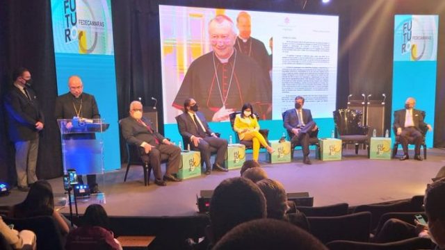 Maduro le reclama al Vaticano por enviar carta «llena de veneno» a Venezuela