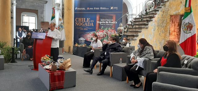 ¡Al fin! inicia la temporada de chiles en nogada en Puebla