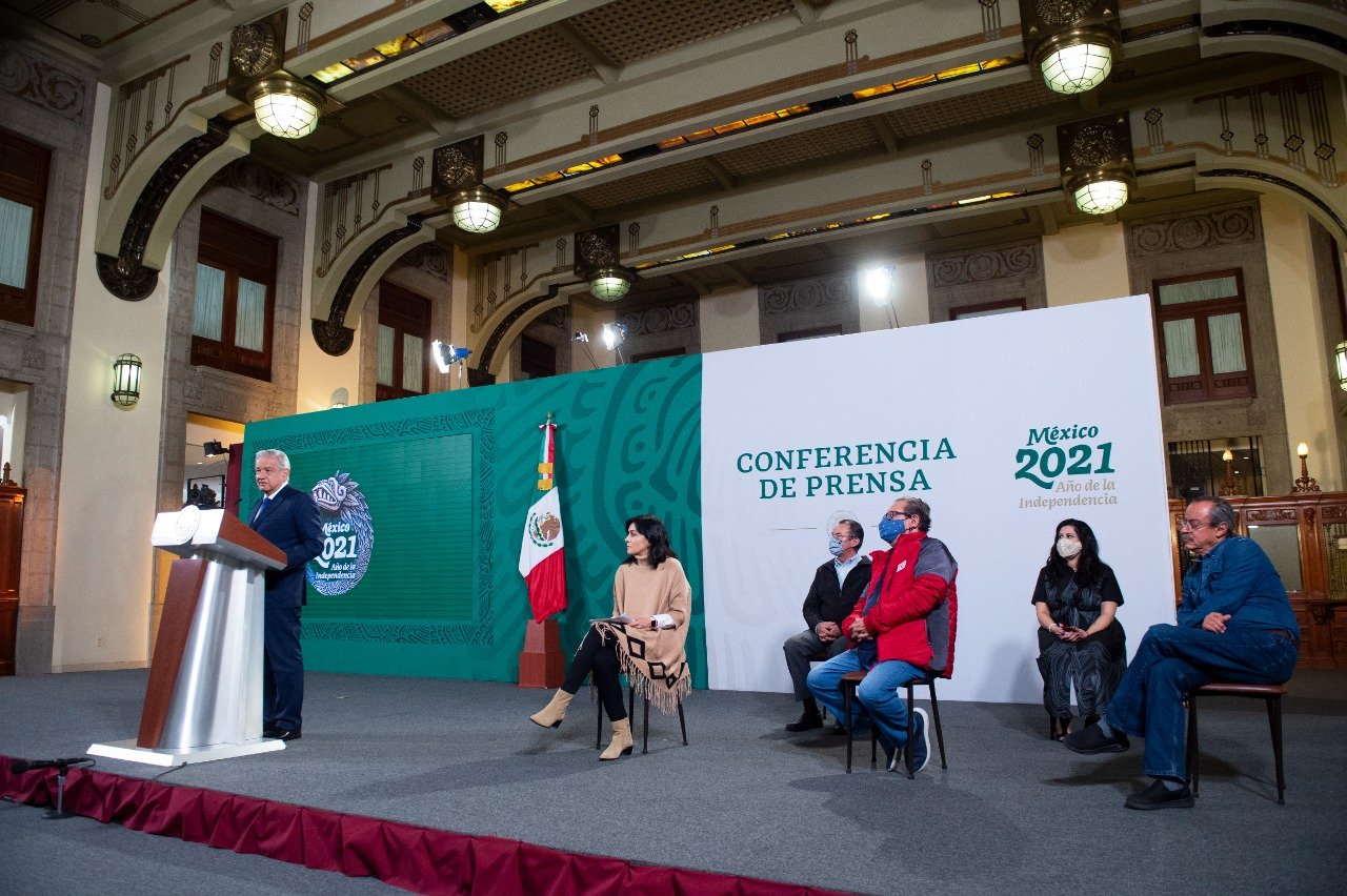 FCE lanza colección ‘21 para el 21’ para el fomento a la lectura