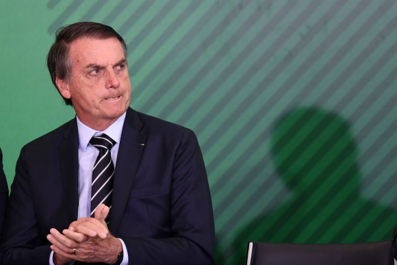 Bolsonaro cree que «está llegando» el momento de salirse de los límites de la Constitución