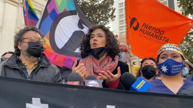 Pamela Jiles, Ingrid Conejeros y el «profesor del torniquete»: Pacto Dignidad Ahora inscribió a sus candidatas y candidatos al Parlamento