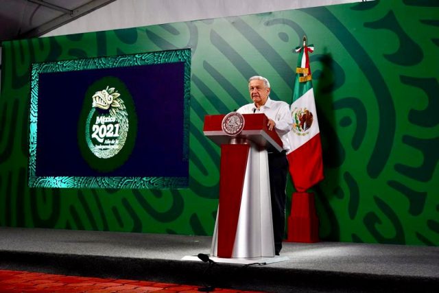 Gobierno federal alista plan nacional para tapar baches