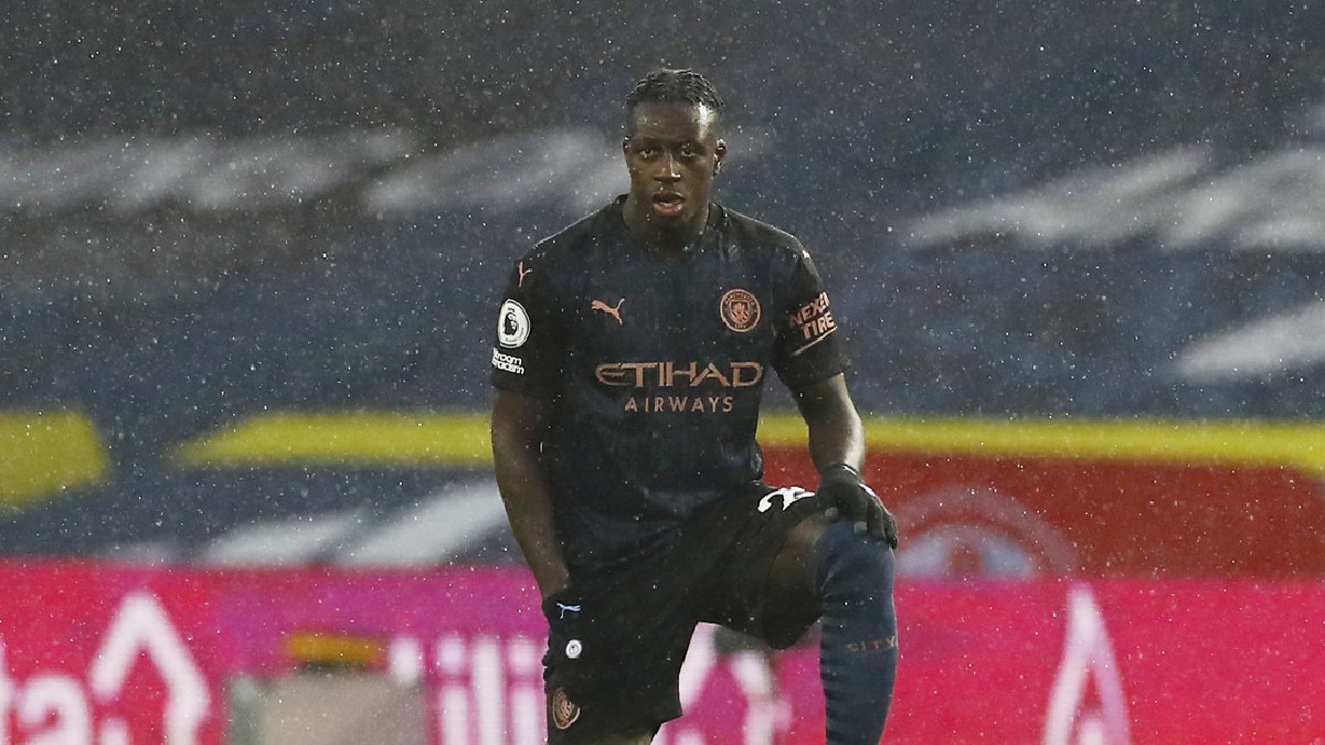 Manchester City suspende a Benjamin Mendy tras acusación por abuso