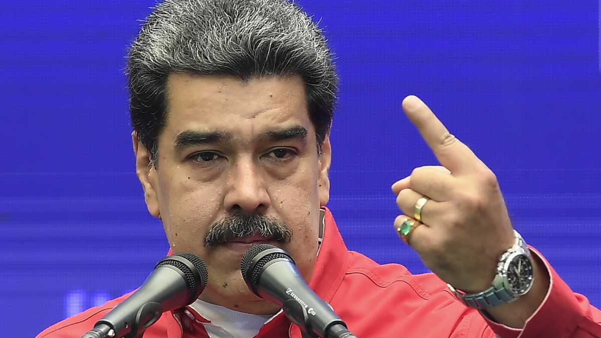 Maduro asevera que el levantamiento de sanciones es fundamental en mesa de diálogo de México