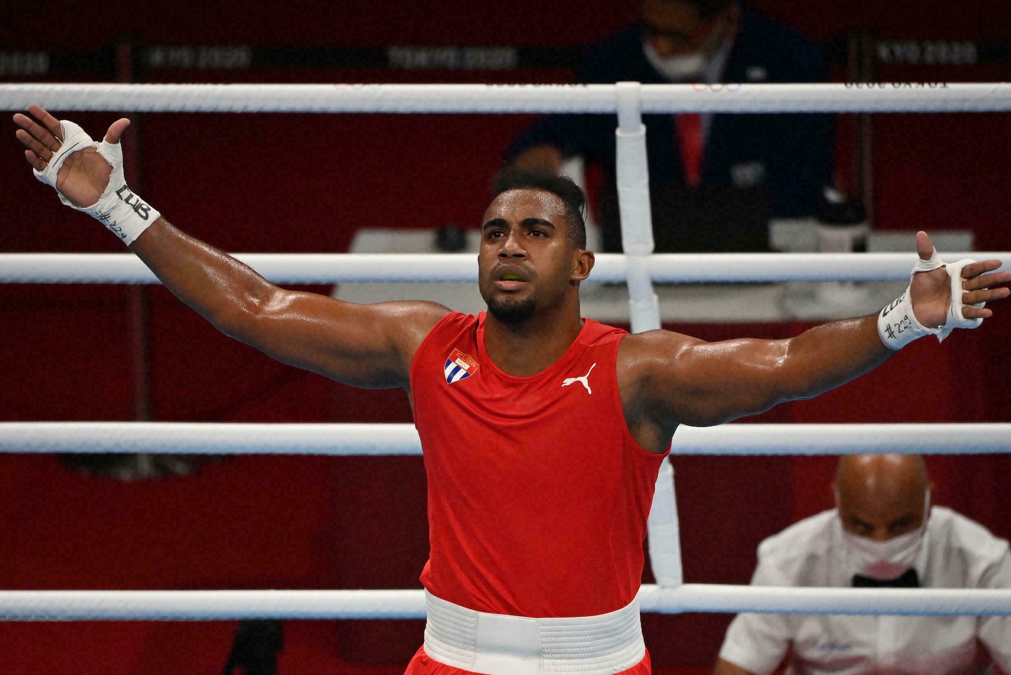 Arlen López le da a Cuba un nuevo oro olímpico en boxeo semipesado