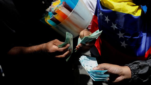 Bolívar Digital: What is Venezuela’s new monetary expression looking for and how does it impact the workers?