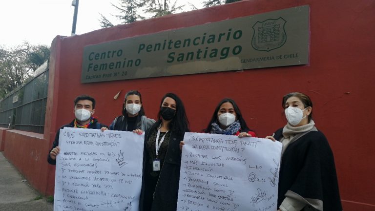 ¡Histórico!: Comisión de DD.HH. de la Convención Constitucional sesionó en el Centro Penitenciario Femenino de San Joaquín