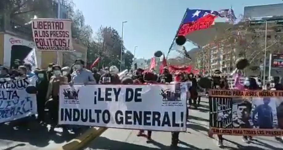 Masiva manifestación para exigir celeridad en tramitación de Ley de Indulto General y libertad de los presos políticos de la revuelta