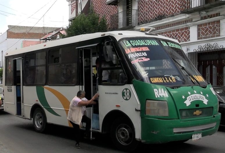 SEP apoyará con transporte gratuito a docentes de escuelas públicas
