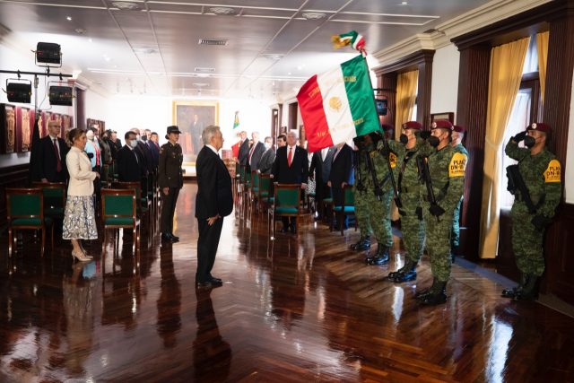 AMLO destaca la honestidad de su gobierno con “hechos, no palabras”