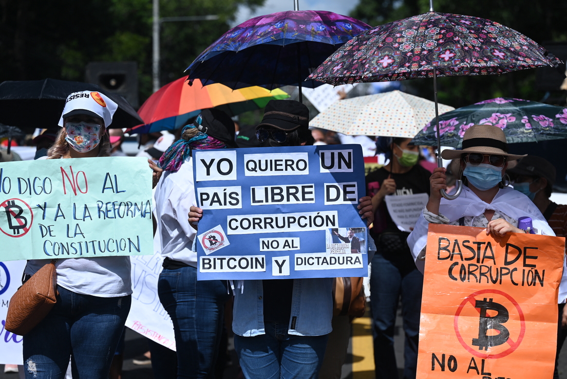 «Resistencia y rebeldía popular»: Salvadoreños protestaron contra Bukele