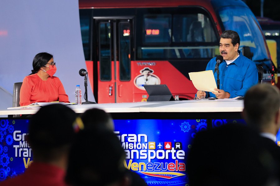 Presidente de Venezuela asevera que la reconversión monetaria facilitará el desarrollo económico del país