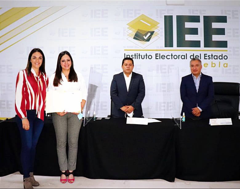 Retira IEE constancia de mayoría a «Va por Puebla»; PAN alista impugnación