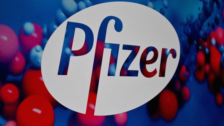 Pfizer comenzó ensayos en humanos de su fármaco vía oral contra el COVID-19