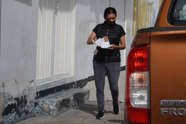 Esto cuesta el reemplacamiento de vehículos en Puebla