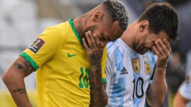 (Video) Autoridades brasileñas irrumpen en partido de eliminatorias Argentina vs Brasil y suspende a 4 jugadores