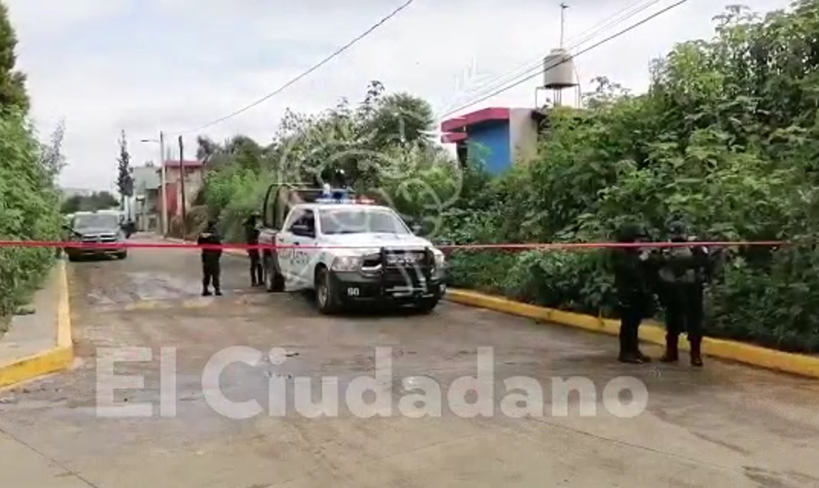 Policías y civiles armados se enfrentan en Tlaltenango