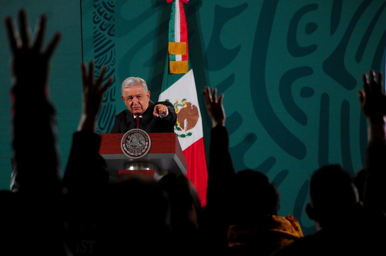 AMLO prohíbe concesiones para explotar litio