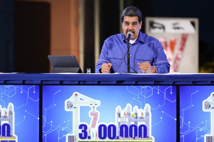 Maduro: nadie debe aumentar precios de los productos tras reconversión monetaria